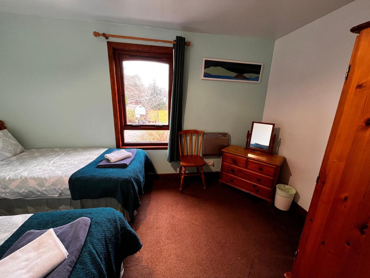 Snowgoose Apartments & Bunkhouse Fort William Esterno foto