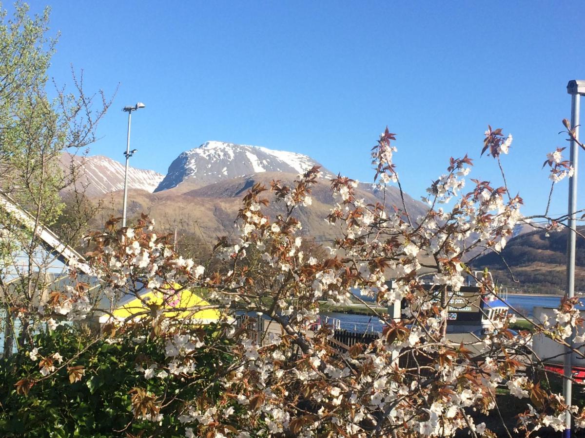Snowgoose Apartments & Bunkhouse Fort William Esterno foto
